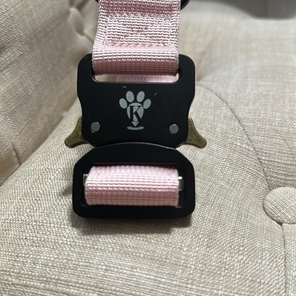 Keepaws™ Tactical AirTag Collar ( AirTag not included) - Picture 6 of 8